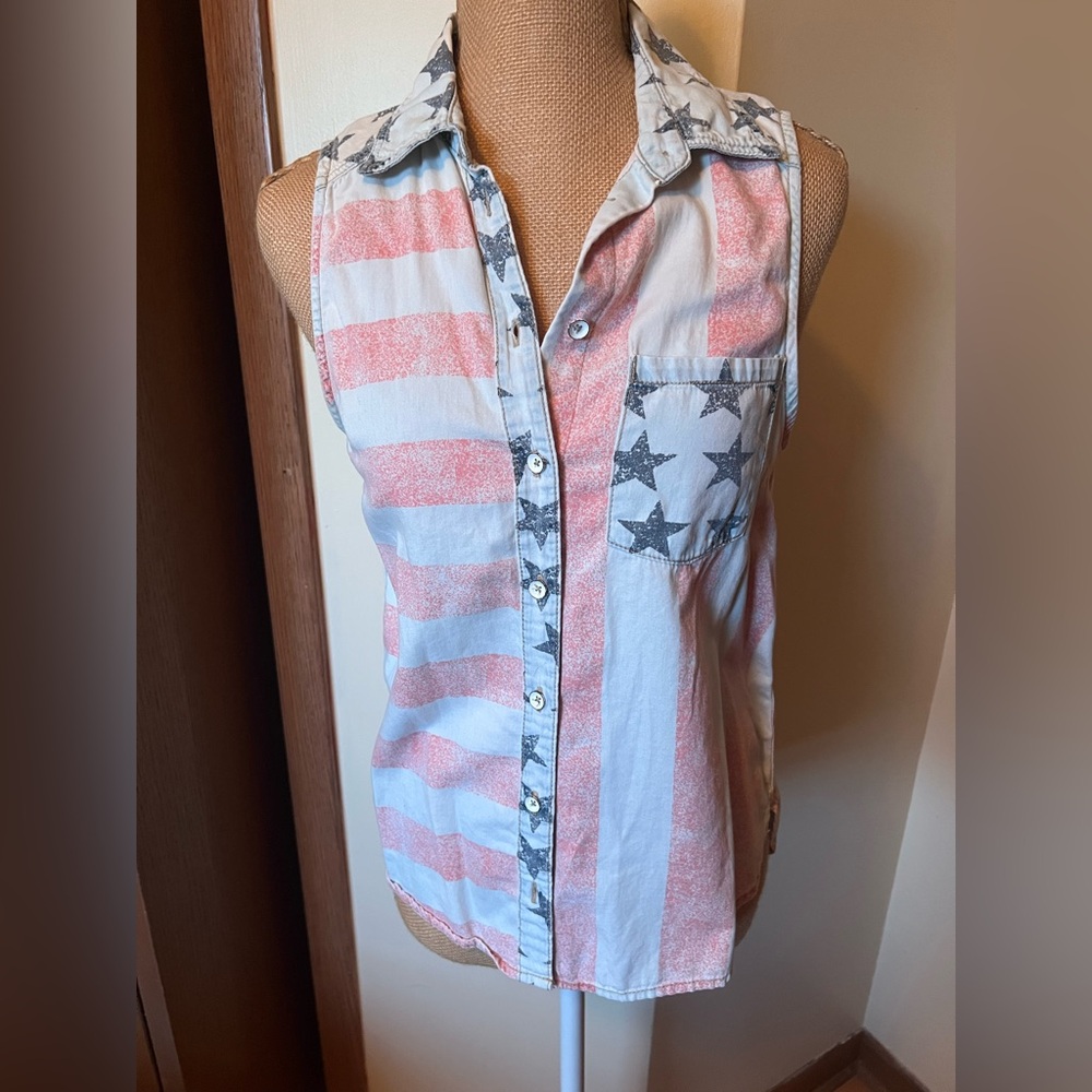 BDG American Flag Sleeveless Button Up Denim Top